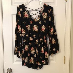 Forever 21 floral romper with bell sleeves
